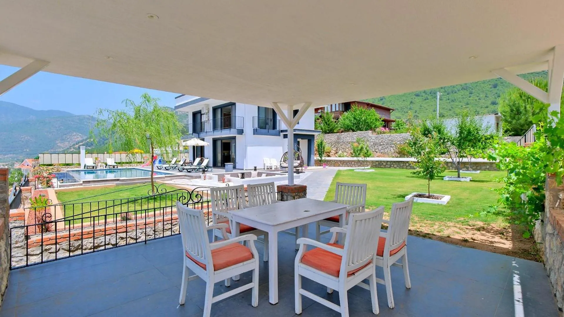 Fethiye Uzumlu Village 3 Bedroom Villa - 1725 Turcja